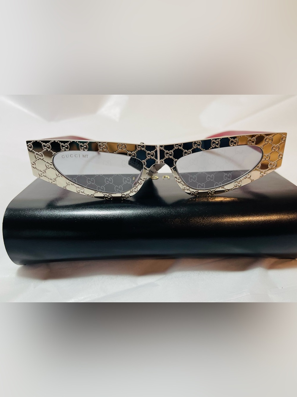 Gucci Authentic Gold Cat-Eye Logo Sunglasses